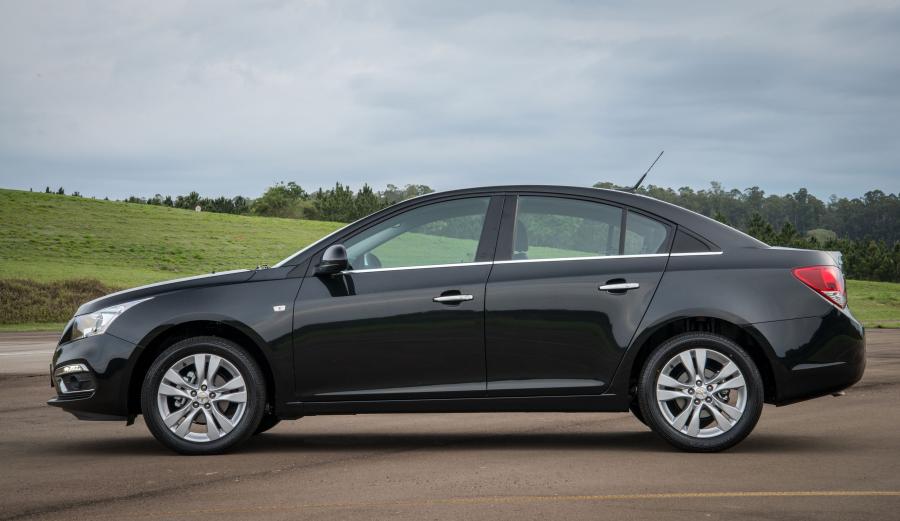  Chevrolet Cruze 2014 года  (BR) (фото 7 из 12)